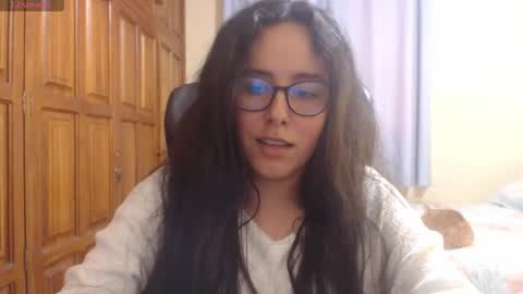 Venus online show from December 20, 2025, 5:25 am