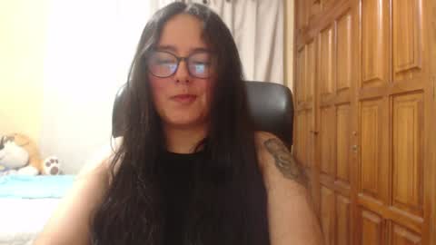 Snapshot of venus_cat_ chatting on June 12, 2026, 4:11 am Venus online show from June 12, 2026, 4:11 am