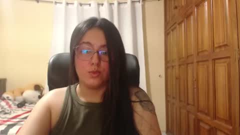 Snapshot of venus_cat_ chatting on July 10, 2026, 11:29 pm Venus online show from July 10, 2026, 11:29 pm