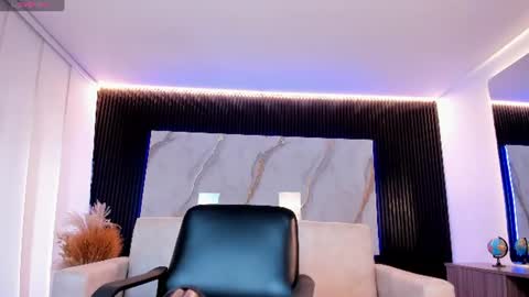 Snapshot of venus_cooperr chatting on July 14, 2026, 11:27 am Venus Cooperr online show from July 14, 2026, 11:27 am