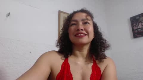 venus_lov online show from November 15, 2025, 11:29 am