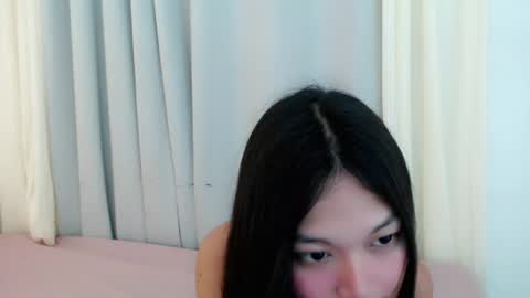 venus_mirage online show from June 26, 2026, 5:45 am