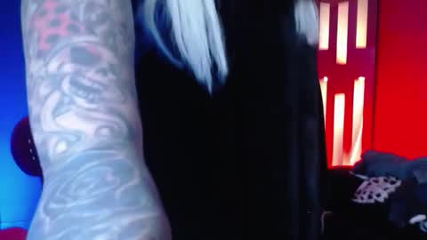 Venus Ink online show from October 23, 2025, 5:07 am