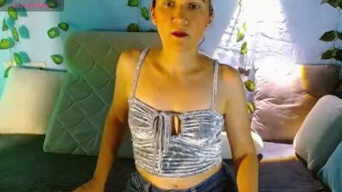 Catalina online show from May 10, 2026, 1:11 am