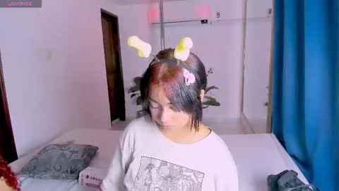 venus_velvet online show from September 15, 2025, 7:19 am