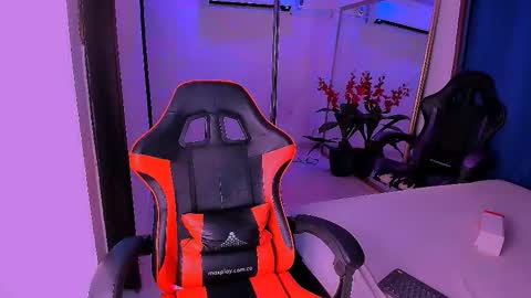 venus_velvet online show from October 5, 2025, 12:42 am