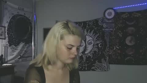 Snapshot of venusastar chatting on October 23, 2025, 11:14 pm Miss Venus online show from October 23, 2025, 11:14 pm