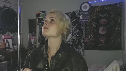 Snapshot of venusastar chatting on October 30, 2025, 1:12 pm Miss Venus online show from October 30, 2025, 1:12 pm