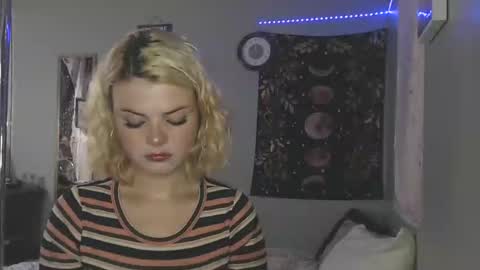 Snapshot of venusastar chatting on November 13, 2025, 2:49 pm Miss Venus online show from November 13, 2025, 2:49 pm