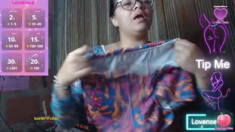 venuslovelatina online show from March 27, 2026, 7:58 am