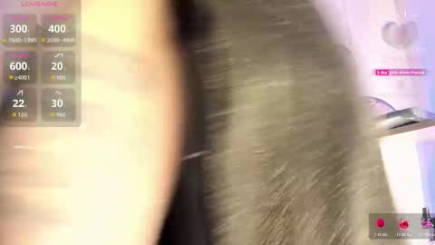 Venus online show from November 27, 2025, 11:07 pm