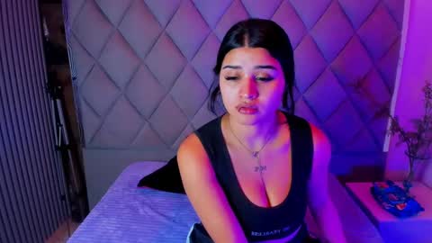 Venusowen  online show from October 14, 2025, 12:28 pm