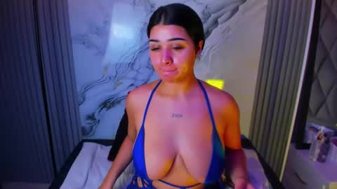 Venusowen  online show from February 13, 2026, 1:18 pm