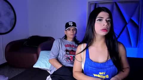 venuss09 online show from February 16, 2026, 8:38 pm