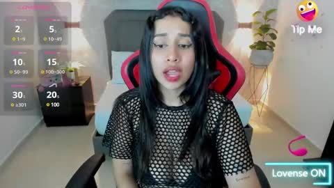 Nice to greet you my name is Vanessa  online show from January 27, 2025, 12:58 pm