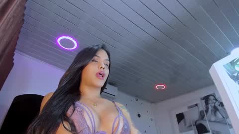 ---Venuz--- online show from January 11, 2025, 10:51 am