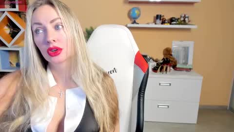 Violetta  online show from March 7, 2025, 3:19 am