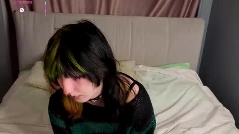 Erica online show from October 19, 2025, 8:09 pm