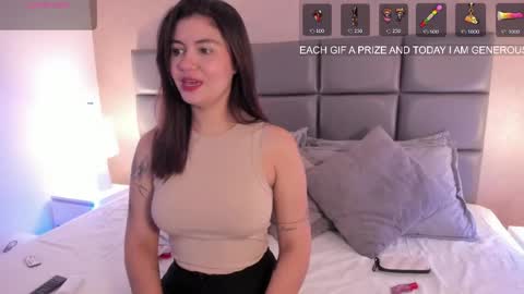 Snapshot of vera_price_ chatting on May 5, 2026, 12:35 pm Vera online show from May 5, 2026, 12:35 pm