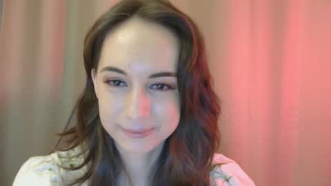 Una online show from September 27, 2025, 3:28 pm