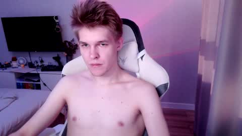 Snapshot of veritas_in_vine chatting on April 15, 2026, 2:46 pm Veritas online show from April 15, 2026, 2:46 pm