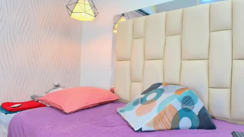 Vero online show from November 20, 2025, 12:05 pm