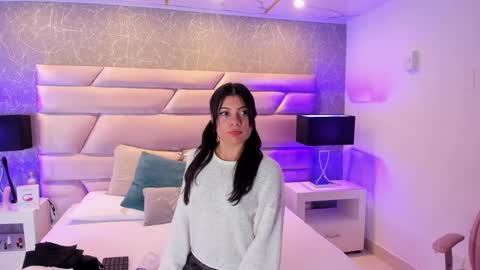 Vero online show from February 2, 2025, 2:56 pm