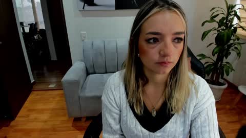 Catalina online show from February 6, 2025, 12:26 pm