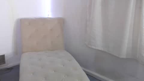 Veronica online show from December 9, 2024, 4:34 am