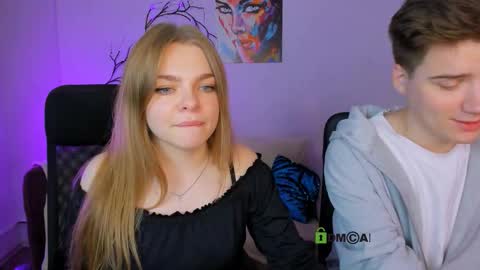 Ronni online show from October 1, 2025, 7:09 pm