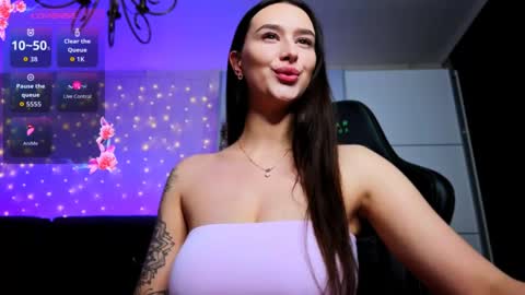 Veronica online show from April 13, 2026, 6:57 pm