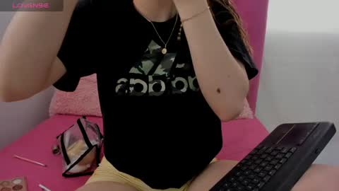 Veronica online show from April 14, 2026, 6:03 pm