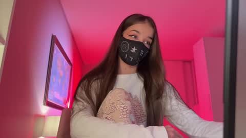 Veronica online show from February 21, 2025, 6:37 pm