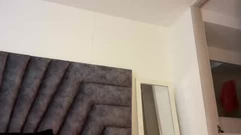 Miss Veronica dussan  Tw Veronicasm     IG Ashveronica  online show from February 6, 2025, 12:22 am