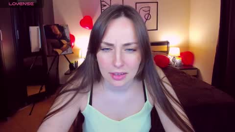 Veronica online show from February 15, 2025, 10:44 am