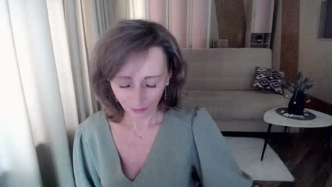 Helen online show from February 19, 2025, 4:55 am
