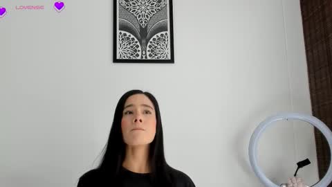 VeronicaTonu online show from November 13, 2025, 2:49 pm