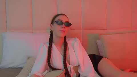 Veronica online show from March 16, 2026, 6:28 am