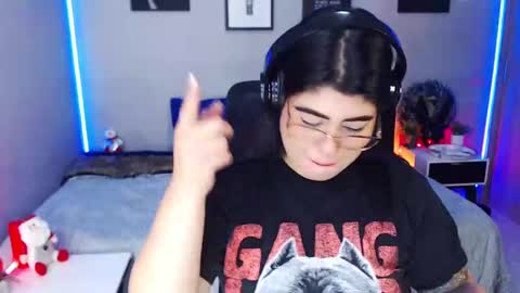 Miss Veronika online show from December 17, 2024, 1:49 pm