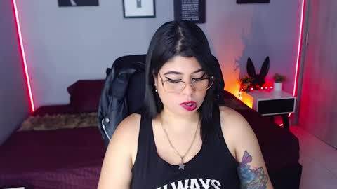 Miss Veronika online show from January 29, 2025, 7:00 pm