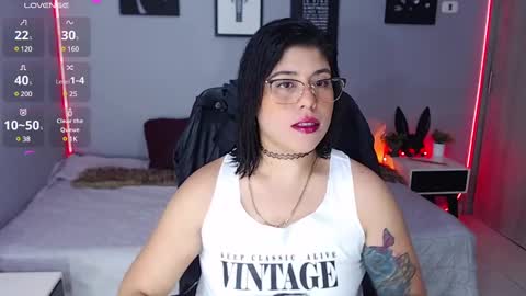 Miss Veronika online show from March 3, 2025, 6:44 pm