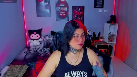 Miss Veronika online show from September 28, 2025, 11:37 am