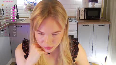 Veronika online show from October 27, 2025, 3:38 pm