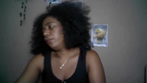 verronique1511 online show from April 21, 2026, 3:13 am