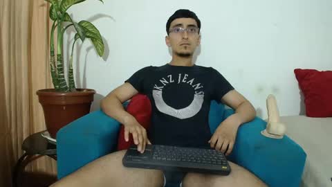 versatileguuy online show from April 17, 2026, 11:19 pm