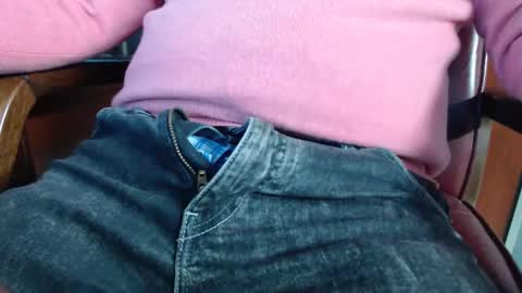 Erik online show from March 9, 2025, 9:02 am