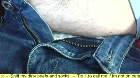 Erik online show from November 2, 2025, 10:06 am