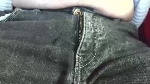 Erik online show from February 18, 2026, 8:38 pm