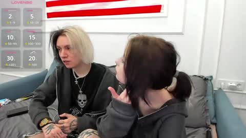 veryraretwins online show from May 23, 2026, 3:01 am