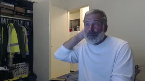 hairy man online show from January 22, 2025, 12:59 am